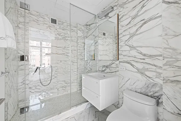 Rented by Compass | media 21