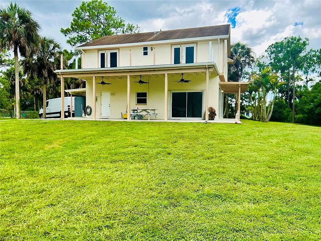 3 bed, 2.5 bath, 2000 sqft, $2,600 — Photo 3