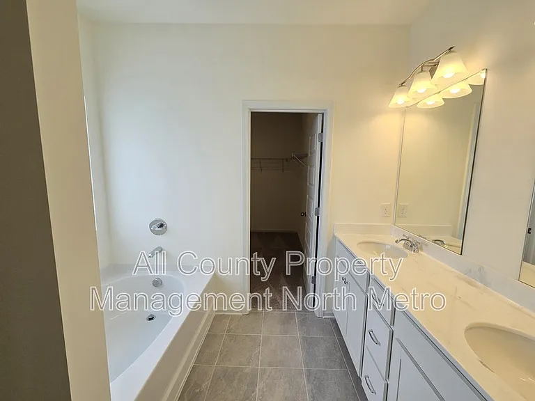 142 Hadley Way SW — Photo 9