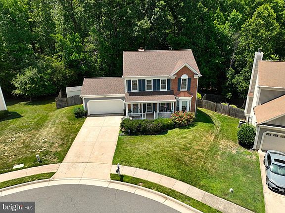 2nd image of 2906 Chevoit Hill Ct
