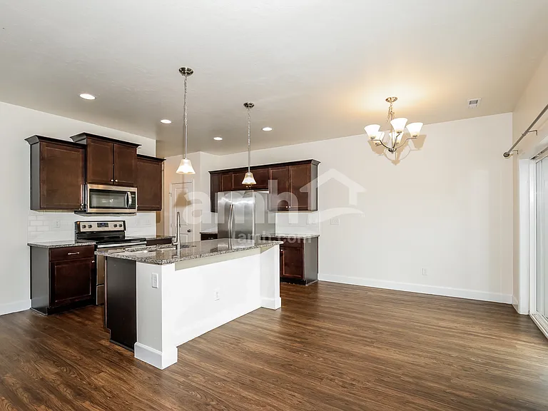 1507 S Horton St — Photo 5