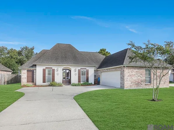 39348 Seaside Ln, Prairieville, LA 70769