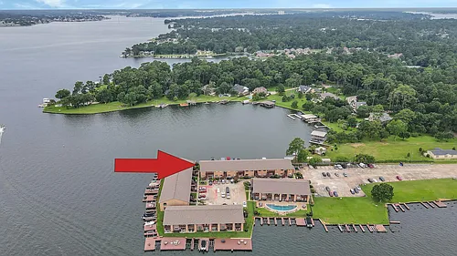 801 River Rd Photo 1