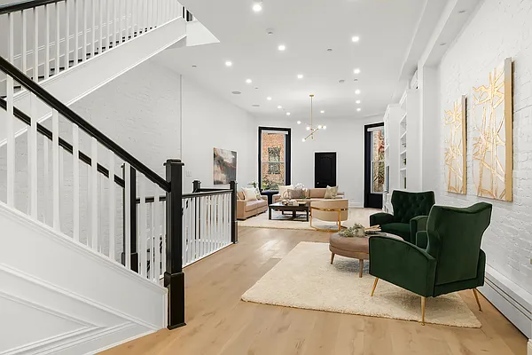 Sold by Compass | media 6