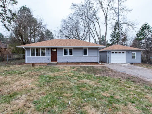 3731 Florida Ave, Gurnee, IL 60031