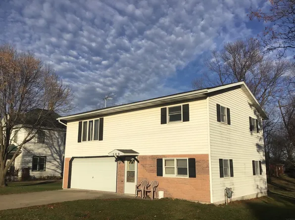 509 S Main St, Monona, IA 52159