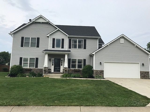 1st image of 3062 Hawthorn Dr
