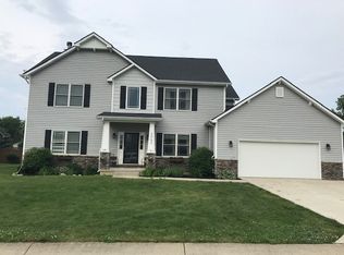 3062 Hawthorn Dr, Lapel, IN 46051