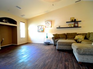 10146 E Kiva Ave, Mesa, AZ 85209