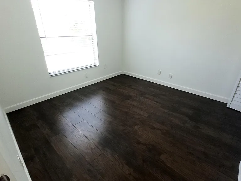 135 Village Cir — Photo 6