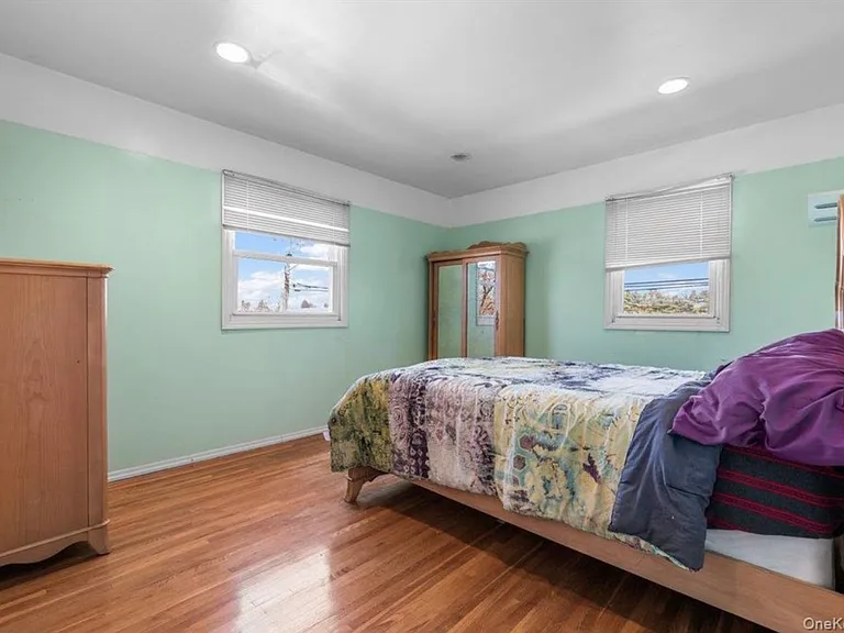 Fern Pl — Photo 10