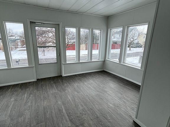 4th image of 514 W Franklin St