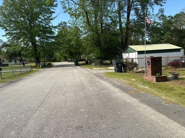 325 Beltline Ave, Batesburg, SC 29006