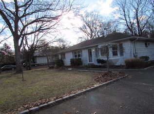 322 Jamaica Ave, Medford, NY