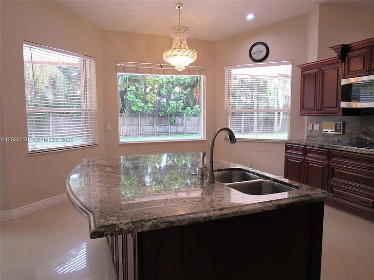 10255 Guatemala St — Photo 5