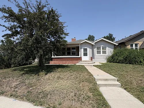 522 W Pershing Blvd Photo 1