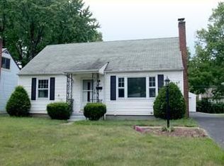 137 N Broadleigh Rd, Columbus, OH 43209