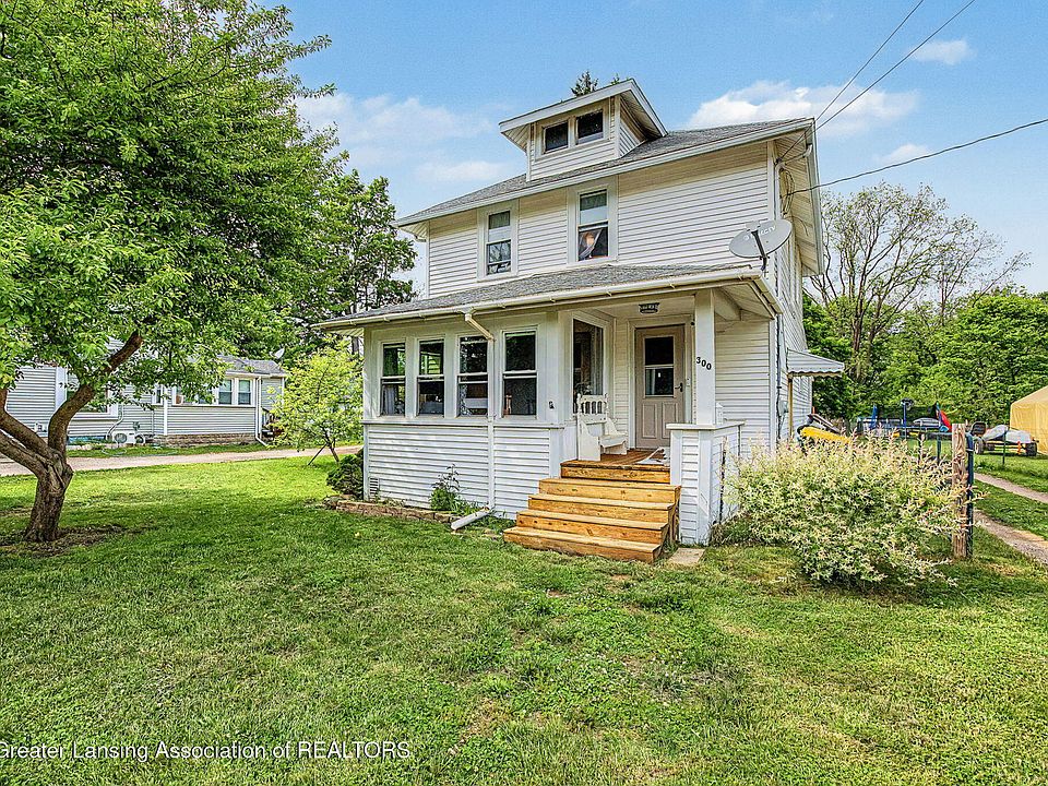 1st image of 300 Dexter Rd