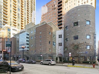 40 E 9th St APT 1505, Chicago, IL, 60605