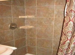 11 Mallard Ln APT 1A, Islip, NY 11751