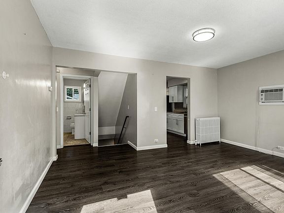 2nd image of 3316 39th Ave S