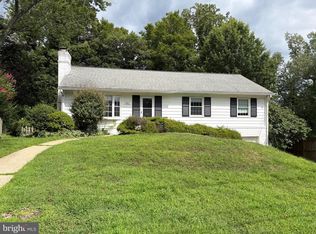 9507 Cable Dr, Kensington, MD 20895