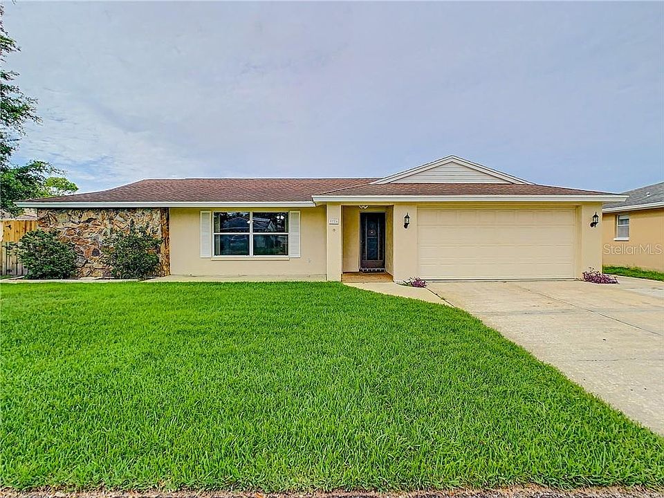 1st image of 5726 Greenwood Way