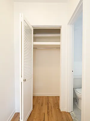 Rented by City Connections Realty | media 18