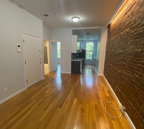 2nd image of 641 Halsey St #2F