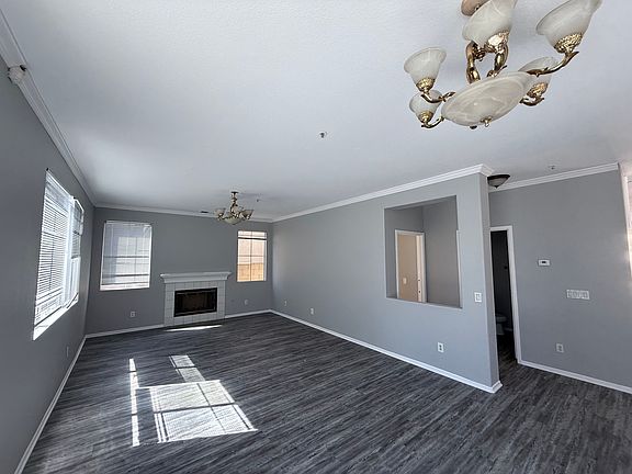 3rd image of 16853 Shinnecock Ln