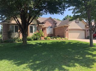 8606 W Shadow Lakes St, Wichita, KS 67205