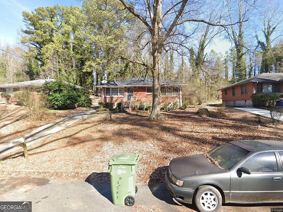 1st image of 2032 Wells Dr SW