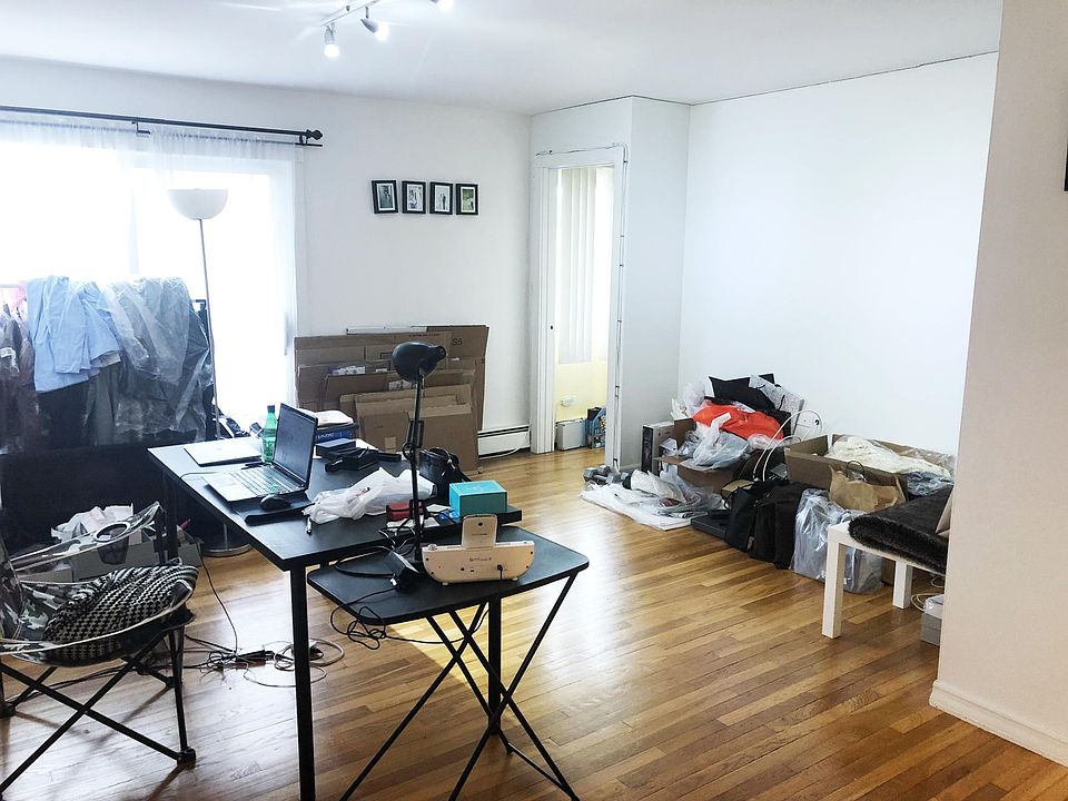 Living Room - Balcony from Dining area