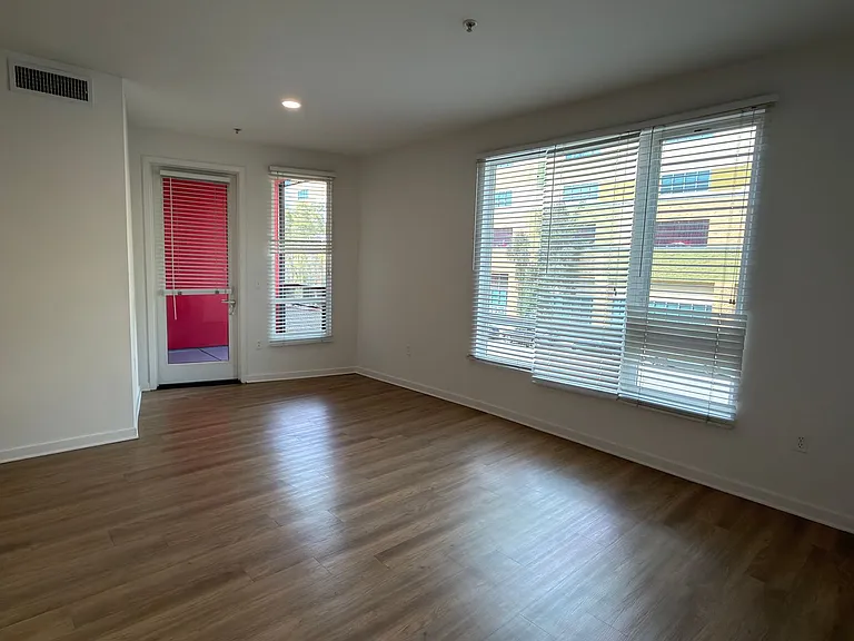 Canvas LA — Photo 124