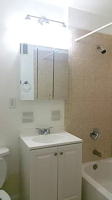 Rented by Charles Coutinho LLC | media 18