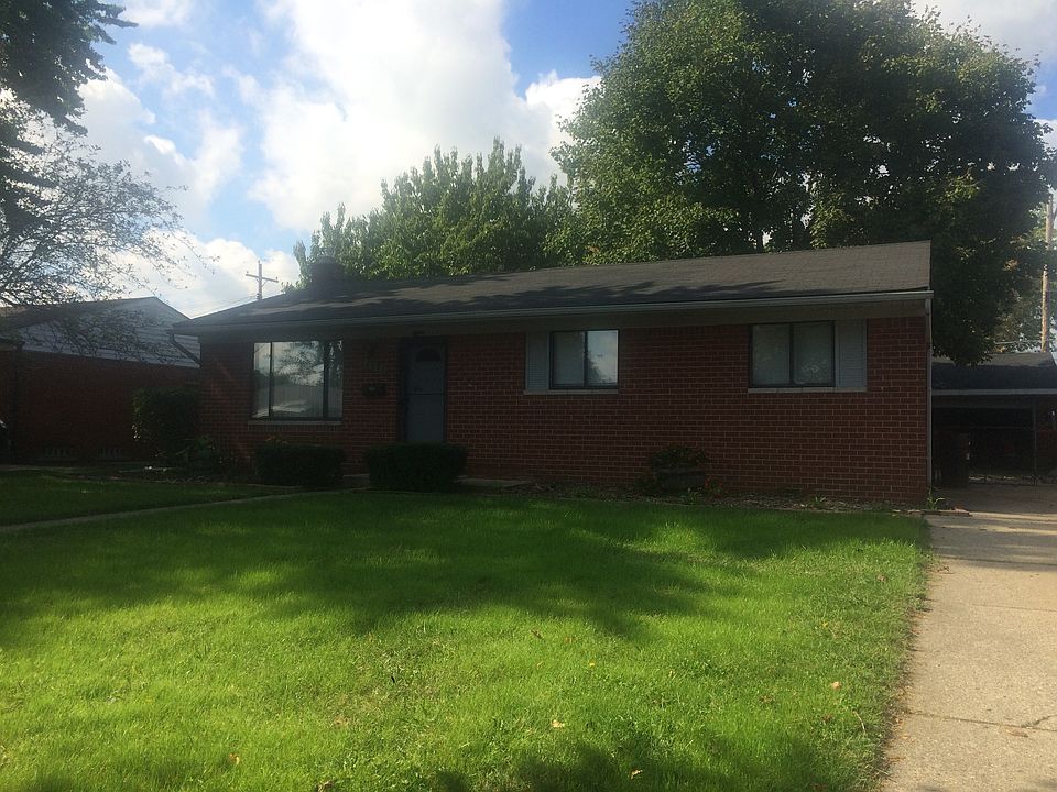 1st image of 40333 Lexington Park Dr