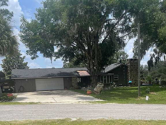 5th image of 10444 SW 133rd Ct