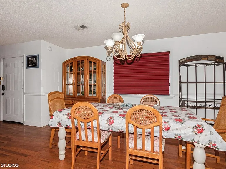 9938 Sandra Ln — Photo 10