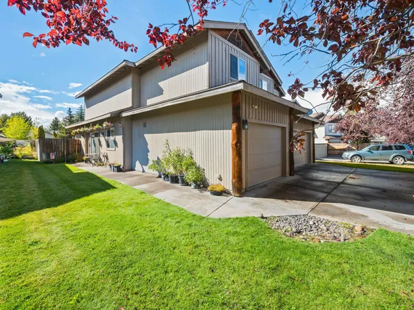 61367 Sally Ln #1 & 2, Bend, OR 97702
