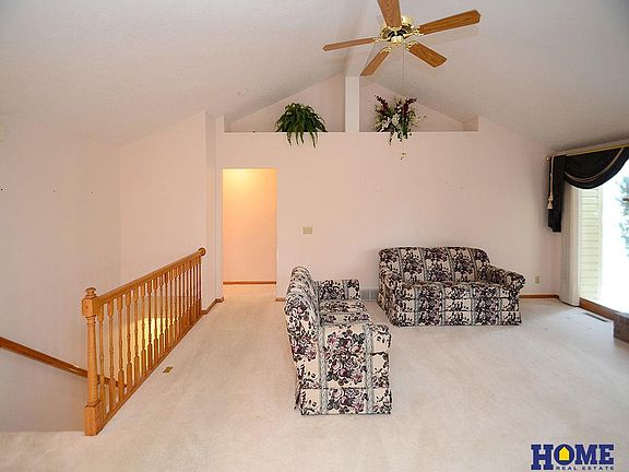 5th image of 2114 John St