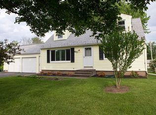 48 Elaine Dr, Rochester, NY 14623
