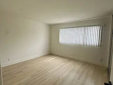 8223 Blackburn Ave. — Photo 11