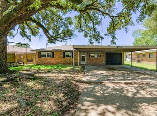 24618 Pecan Place Dr, Plaquemine, LA 70764