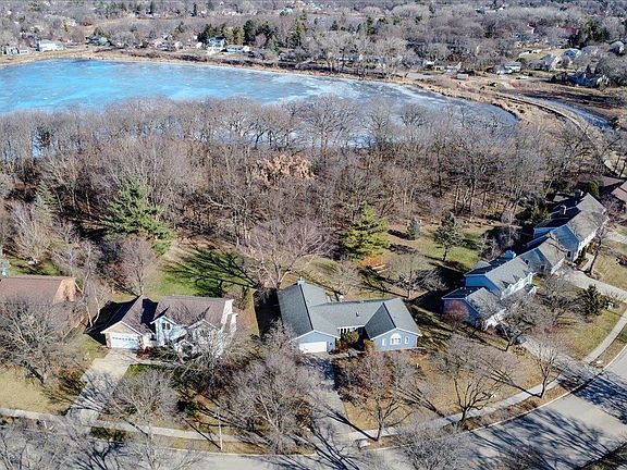 4th image of 7402 Longmeadow Rd