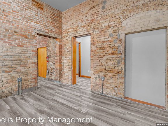 2nd image of 21 W New York Ave #11148058