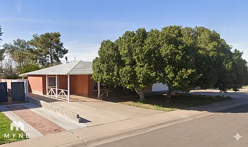 6314 N 30th Dr Photo 1