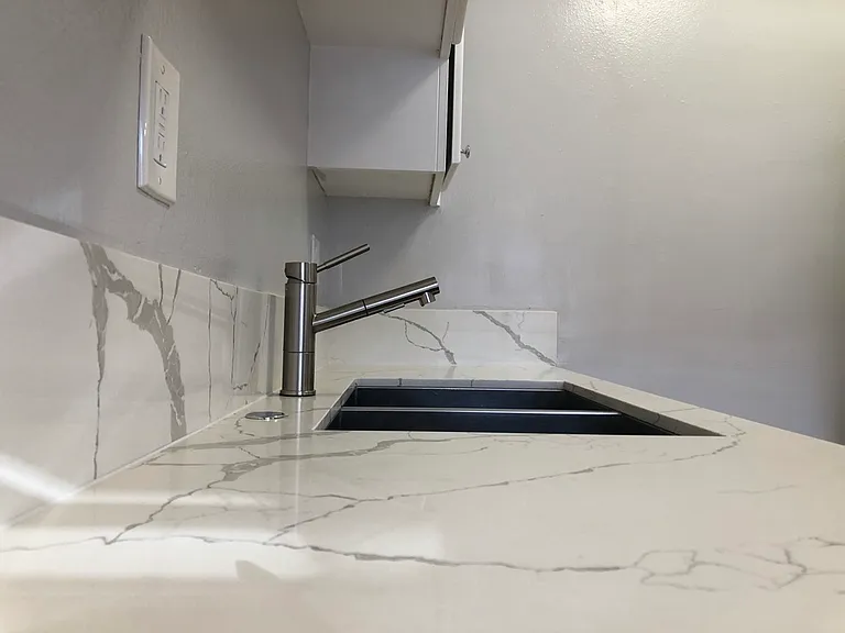120 Roswell Ave #9 — Photo 16