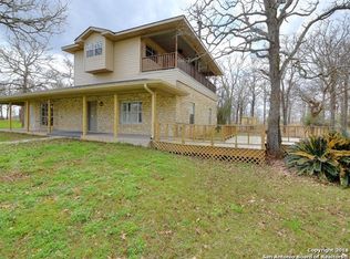 2783 Cowey Rd, Nixon, TX 78140