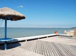 906 N Shore Dr, Port Isabel, TX 78578