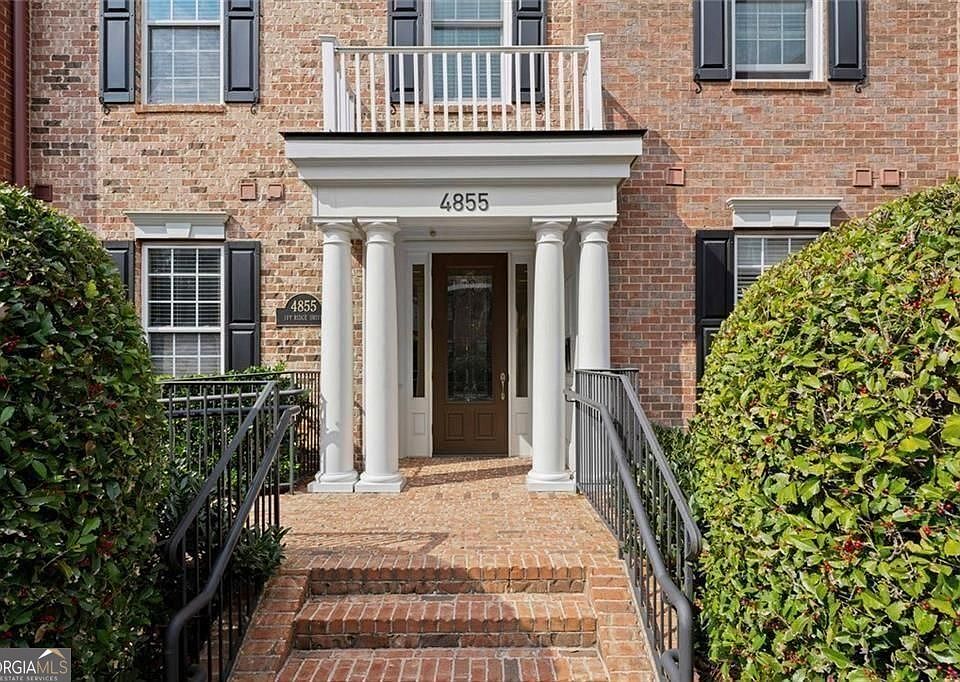 1st image of 4855 Ivy Ridge Dr SE Unit 304